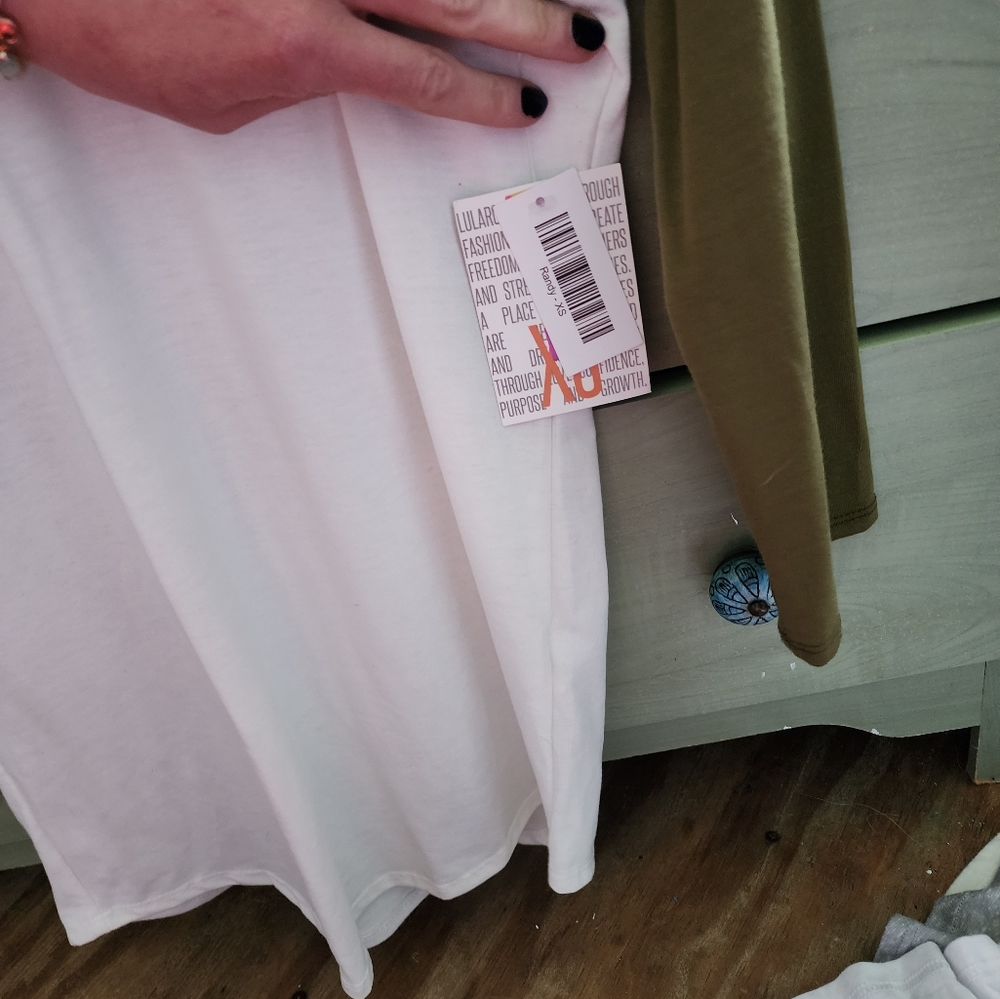 lularoe shirt brand new with tags
